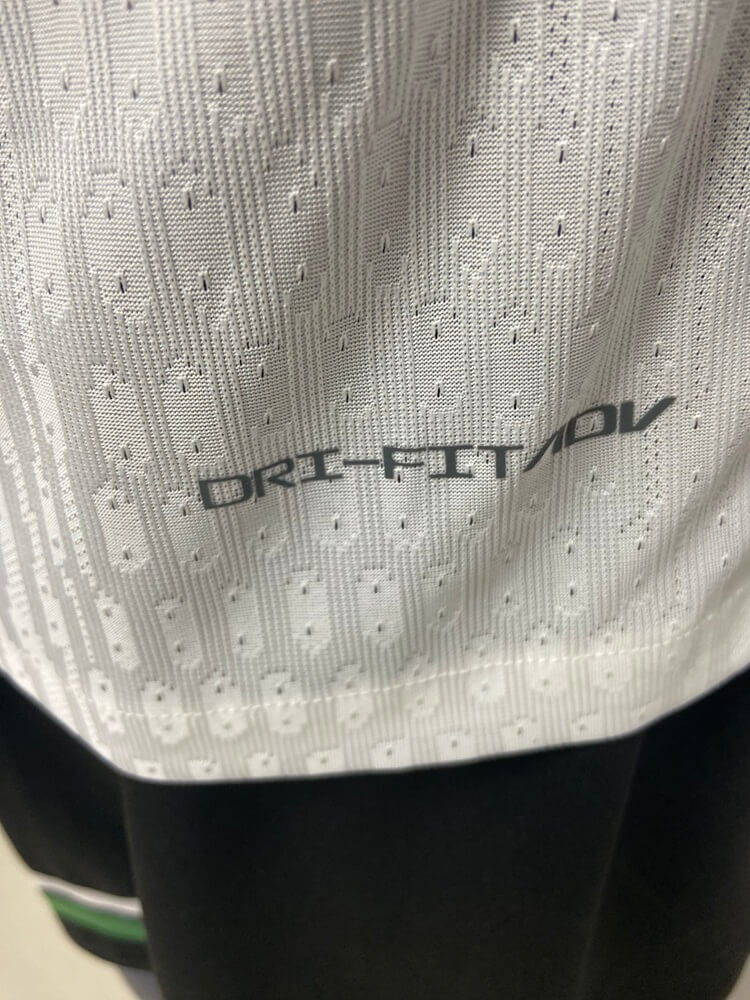 Camiseta de jugador local del Corinthians 2025/26
