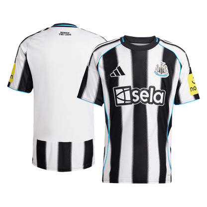 Camiseta de local del Newcastle United 2025/26, blanca y negra.