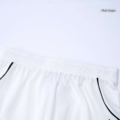 Pantalones cortos de fútbol del Manchester United, versión jugador local, temporada 2025/26