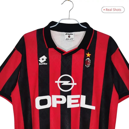 Camiseta de fútbol retro local del AC Milan 1995/96