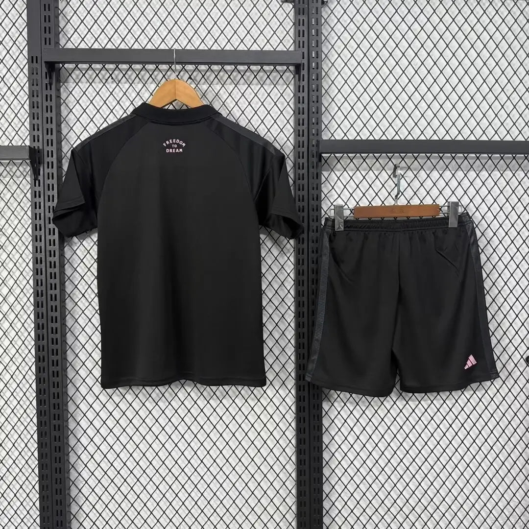 Kit de fútbol de visitante del Inter Miami CF - Camiseta + Pantalones cortos 2026