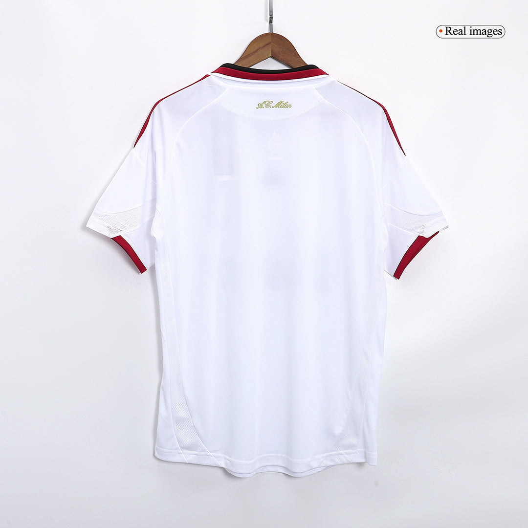 Camiseta retro de visitante del AC Milan 2009/10