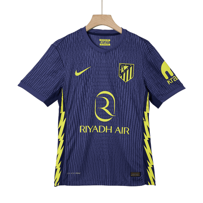 Camiseta de fútbol del Atlético de Madrid, versión visitante, temporada 2025/26