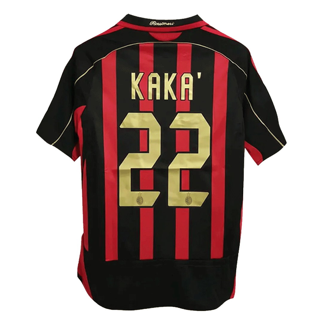 Camiseta de fútbol retro del AC Milan 2006/07 de Kaká con el número 22