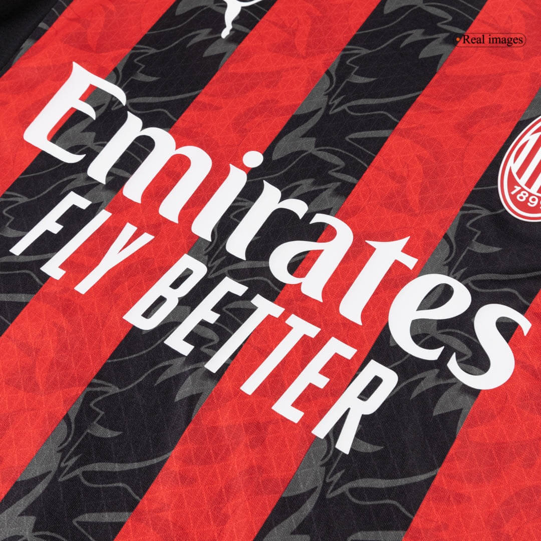 Camiseta de fútbol AC Milan versión jugador local 2025/26