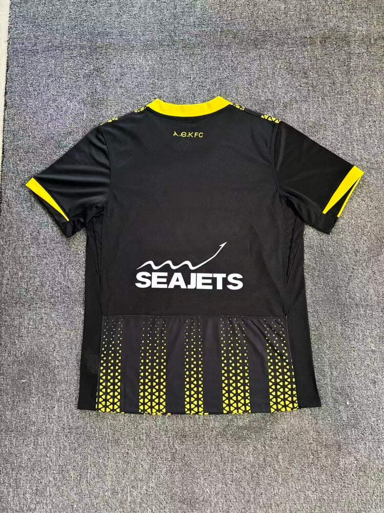 Camiseta de visitante del AEK Atenas 2025/26