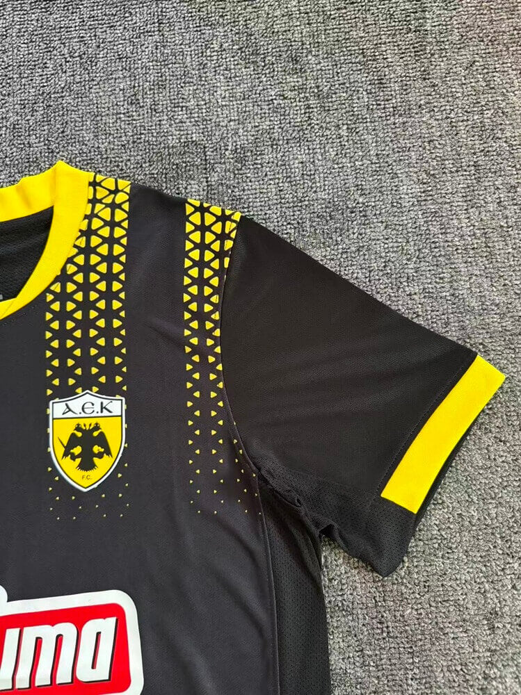 Camiseta de visitante del AEK Atenas 2025/26