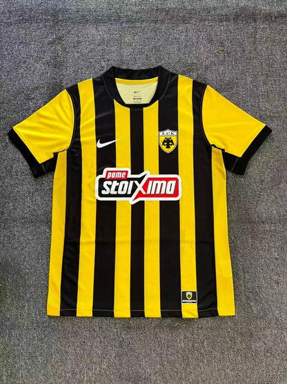 Camiseta de local del AEK Atenas 2025/26