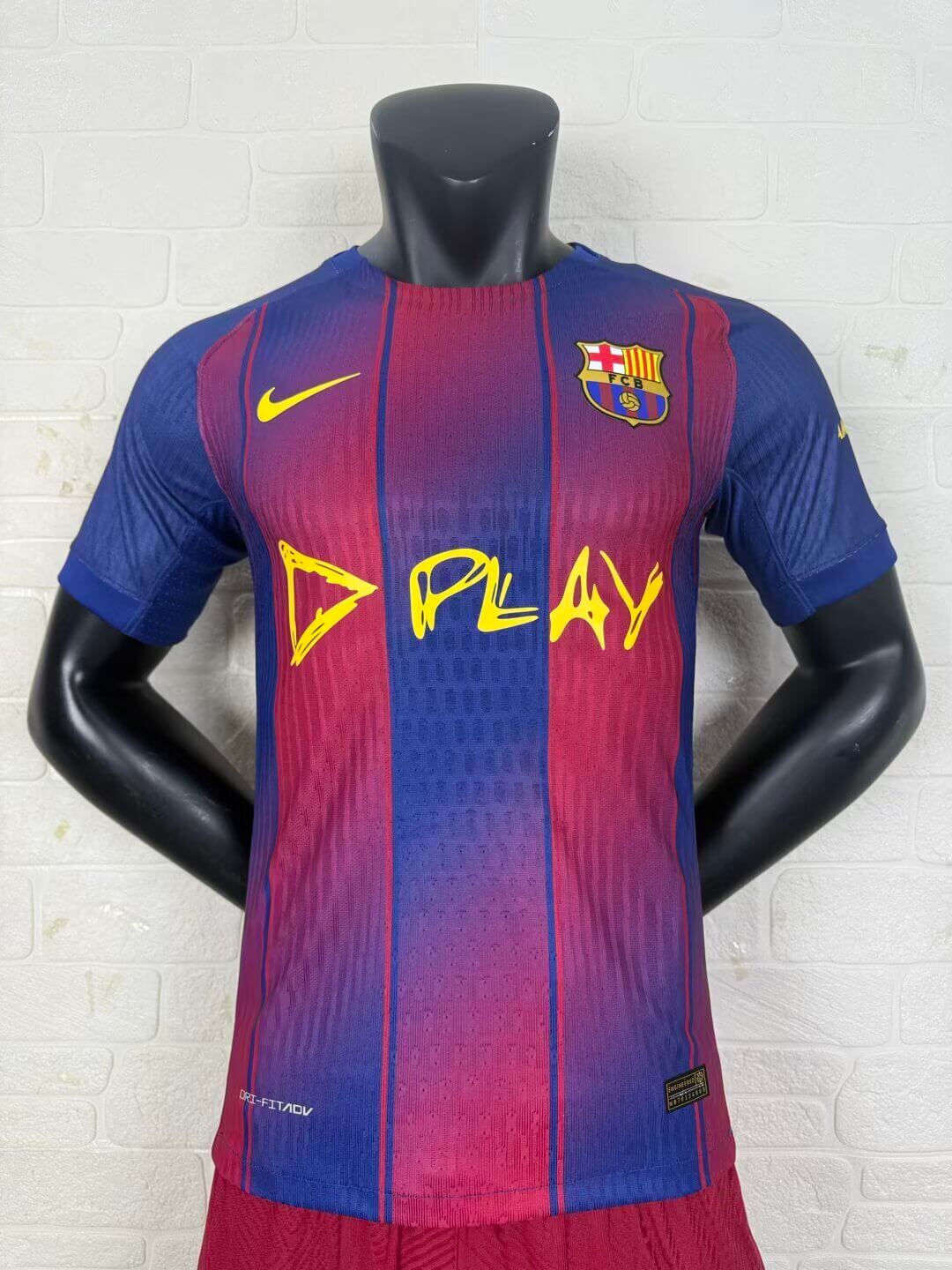 Camiseta del Barcelona X Ed Sheeran versión jugador local 2025/26