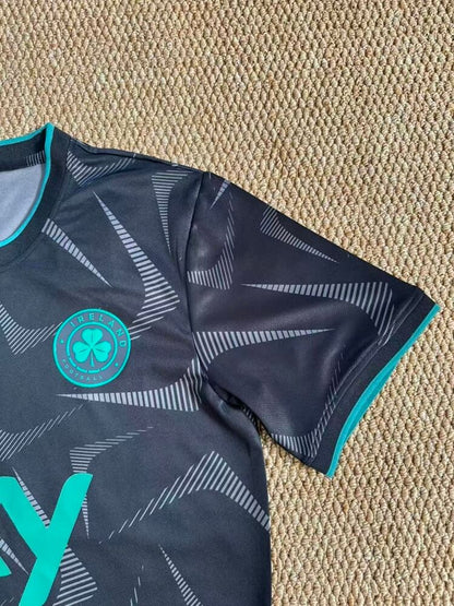 Camiseta de fútbol Stealth de Irlanda para la Copa Mundial 2026