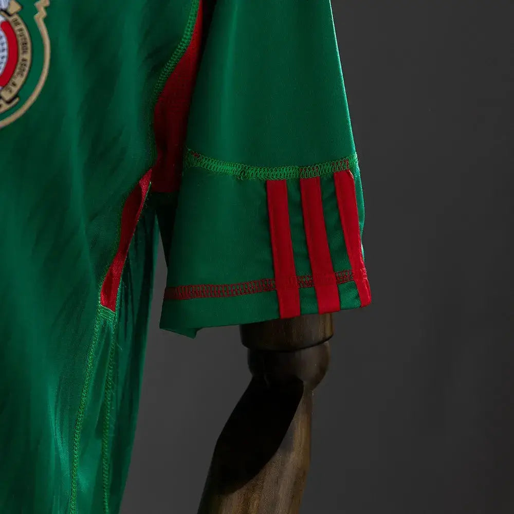 Camiseta de fútbol retro de México 2010 local