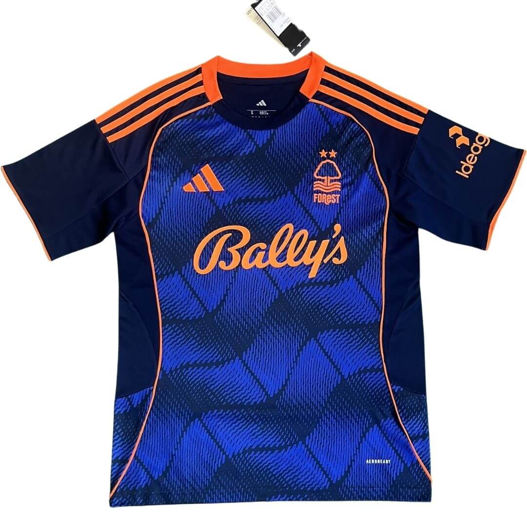 Tercera equipación visitante del Nottingham Forest 2025/26