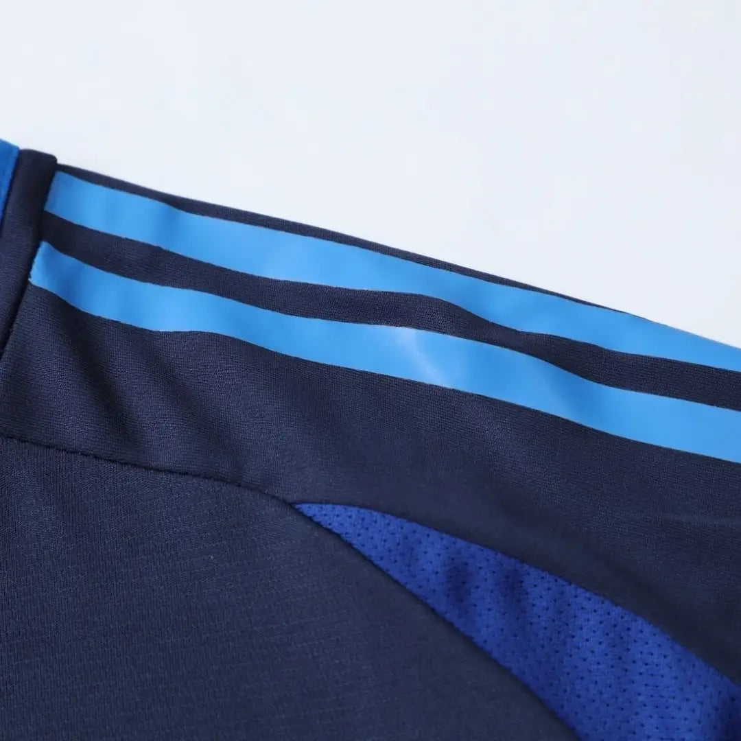 Equipación de fútbol personalizada para hombre R024