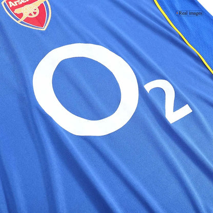 Camiseta retro de visitante del Arsenal 2004/05