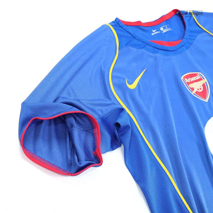 Camiseta retro de visitante del Arsenal 2004/05