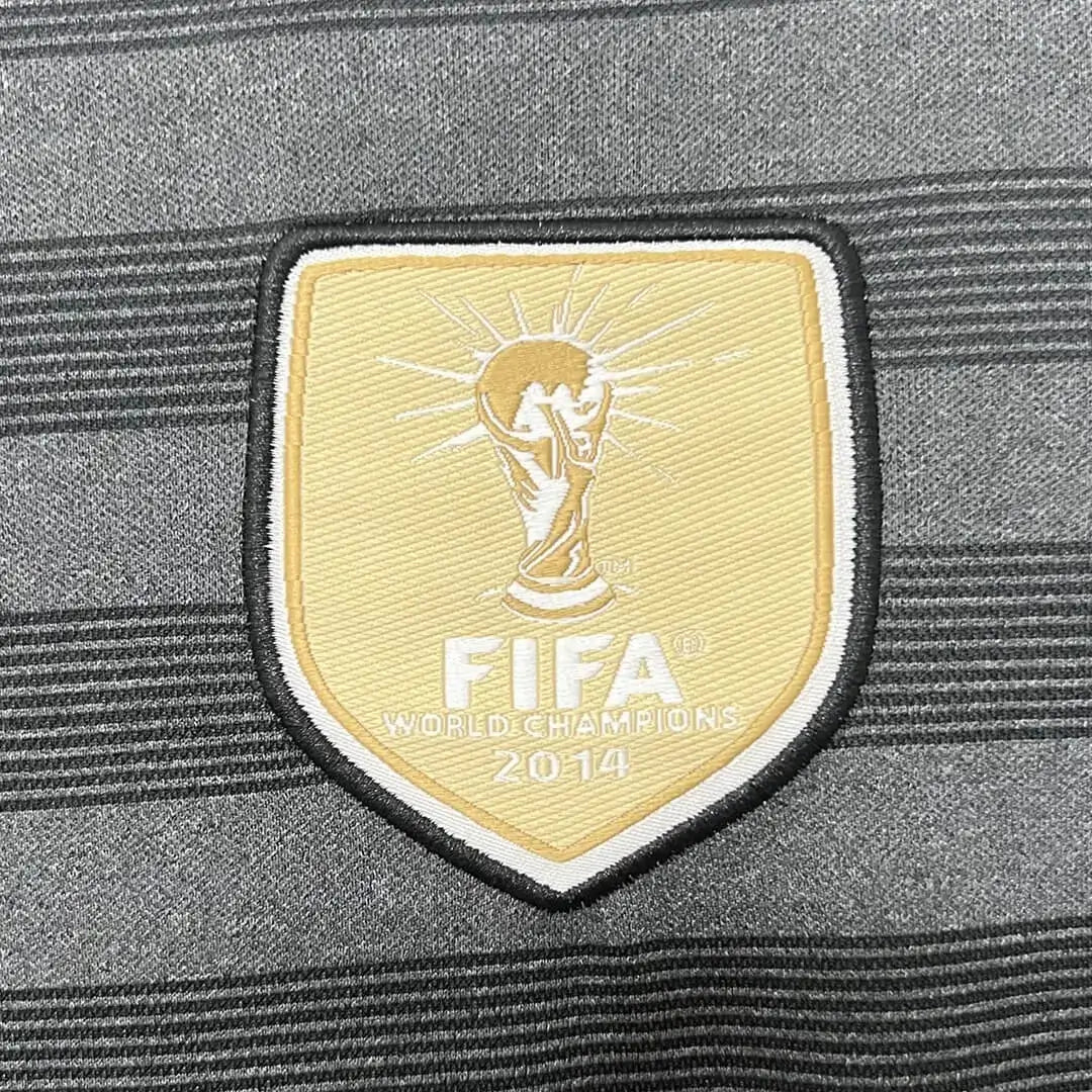 Camiseta retro de fútbol de visitante de Alemania 2016