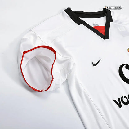 Camiseta retro de fútbol de visitante del Manchester United 2002/03