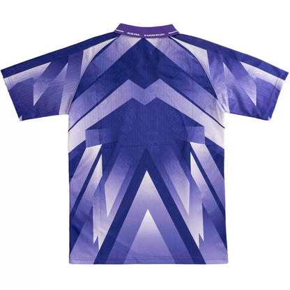 Camiseta de fútbol retro del Real Madrid 1996/97 de visitante