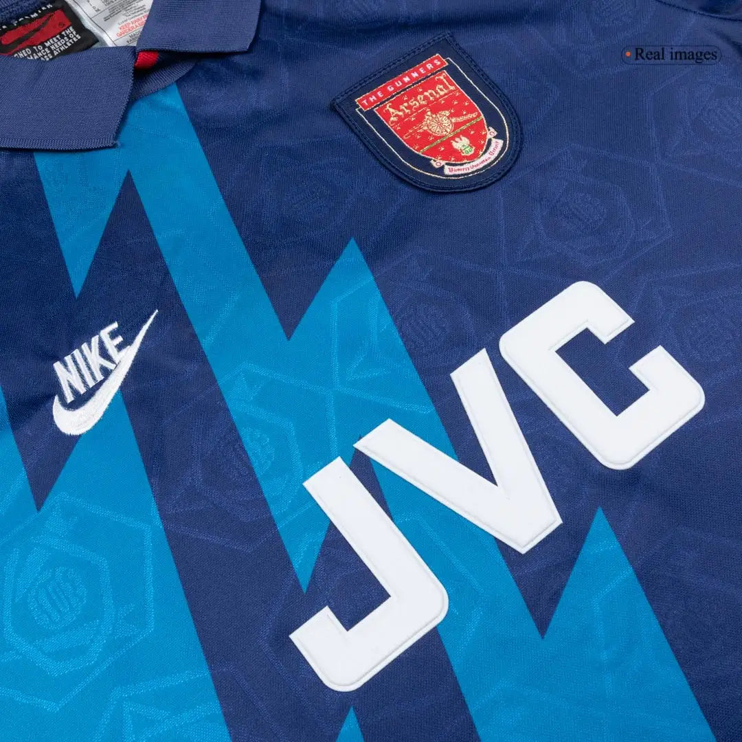 Camiseta de fútbol retro de visitante del Arsenal WRIGHT #8 1995/96
