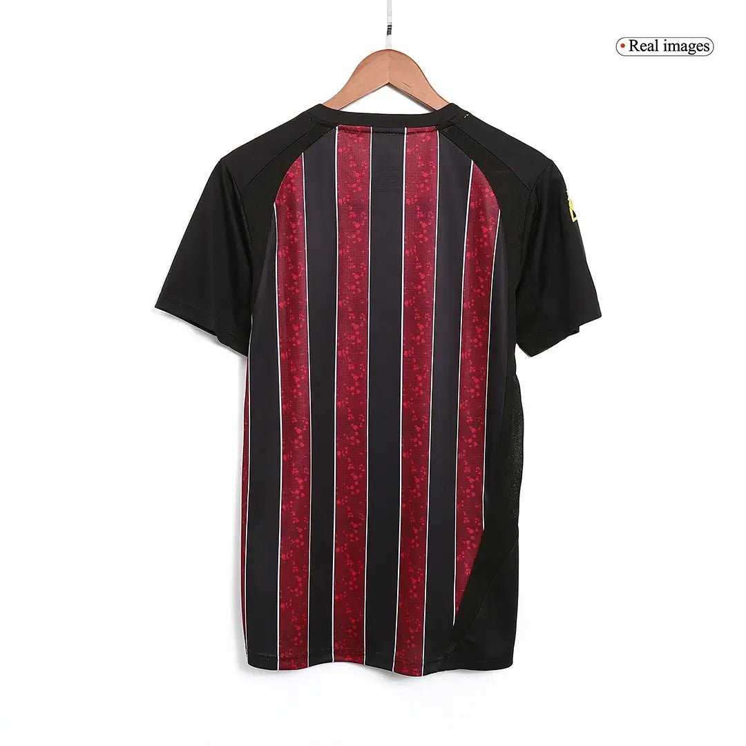 Camiseta de fútbol retro de visitante del Manchester City 2008/09 de RICHARDS #2