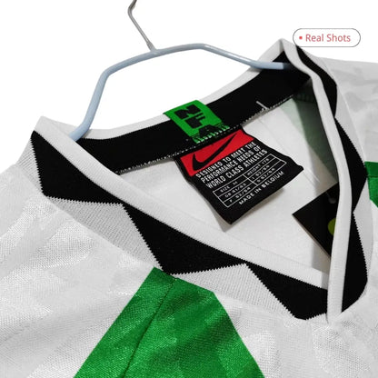 Camiseta retro de fútbol local de Nigeria 1996