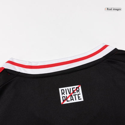 Camiseta de fútbol visitante de River Plate 2025/26