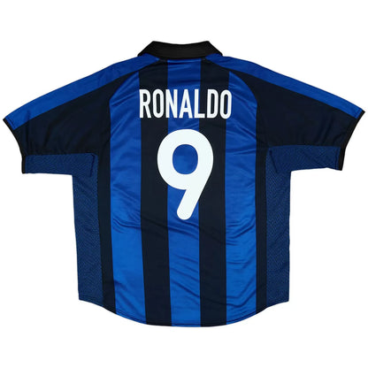 Camiseta de fútbol retro de Ronaldo #9 Inter de Milán 2001/02 local