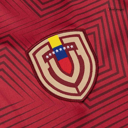 Camiseta de local de Venezuela para la Copa Mundial de 2026