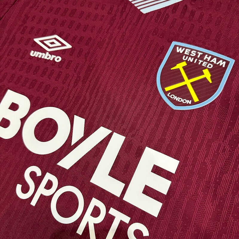 Camiseta de fútbol del West Ham United, versión jugador, local, temporada 2025/26