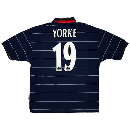 Camiseta de fútbol retro de visitante del Manchester United Yorke #19 1999/00