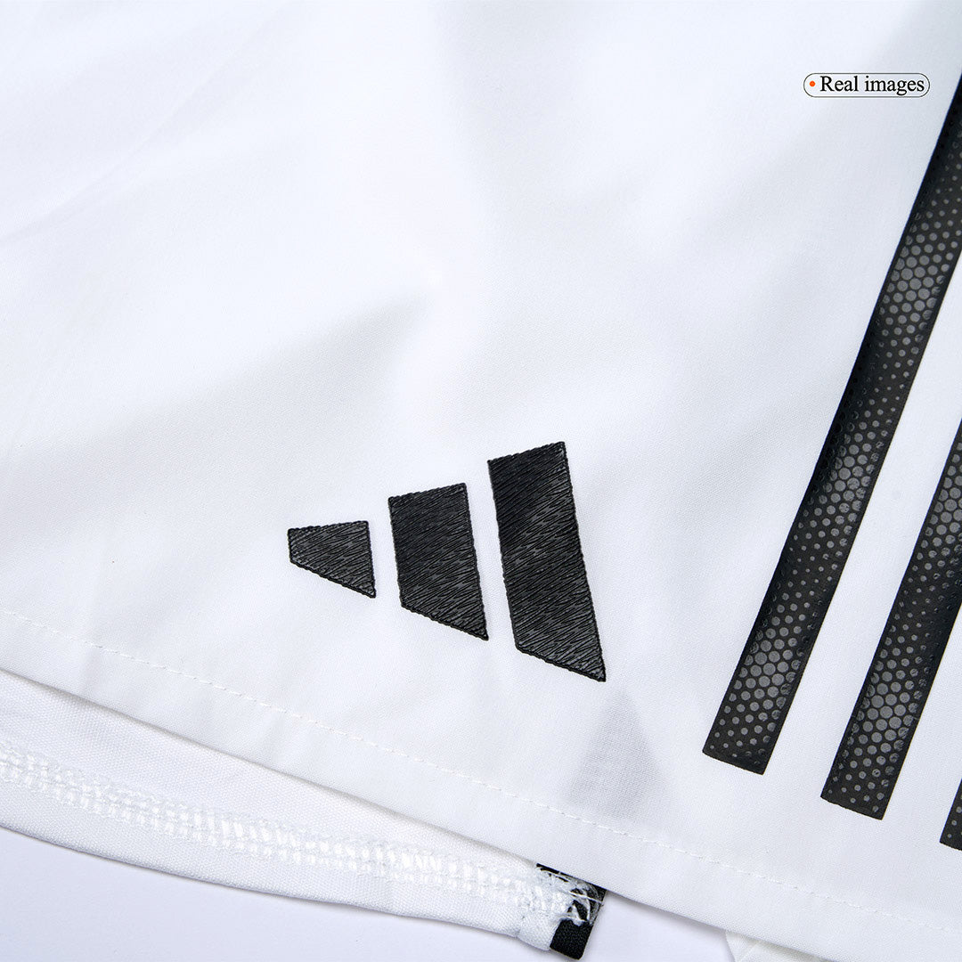 Pantalones cortos de fútbol del Manchester United, versión jugador local, temporada 2025/26