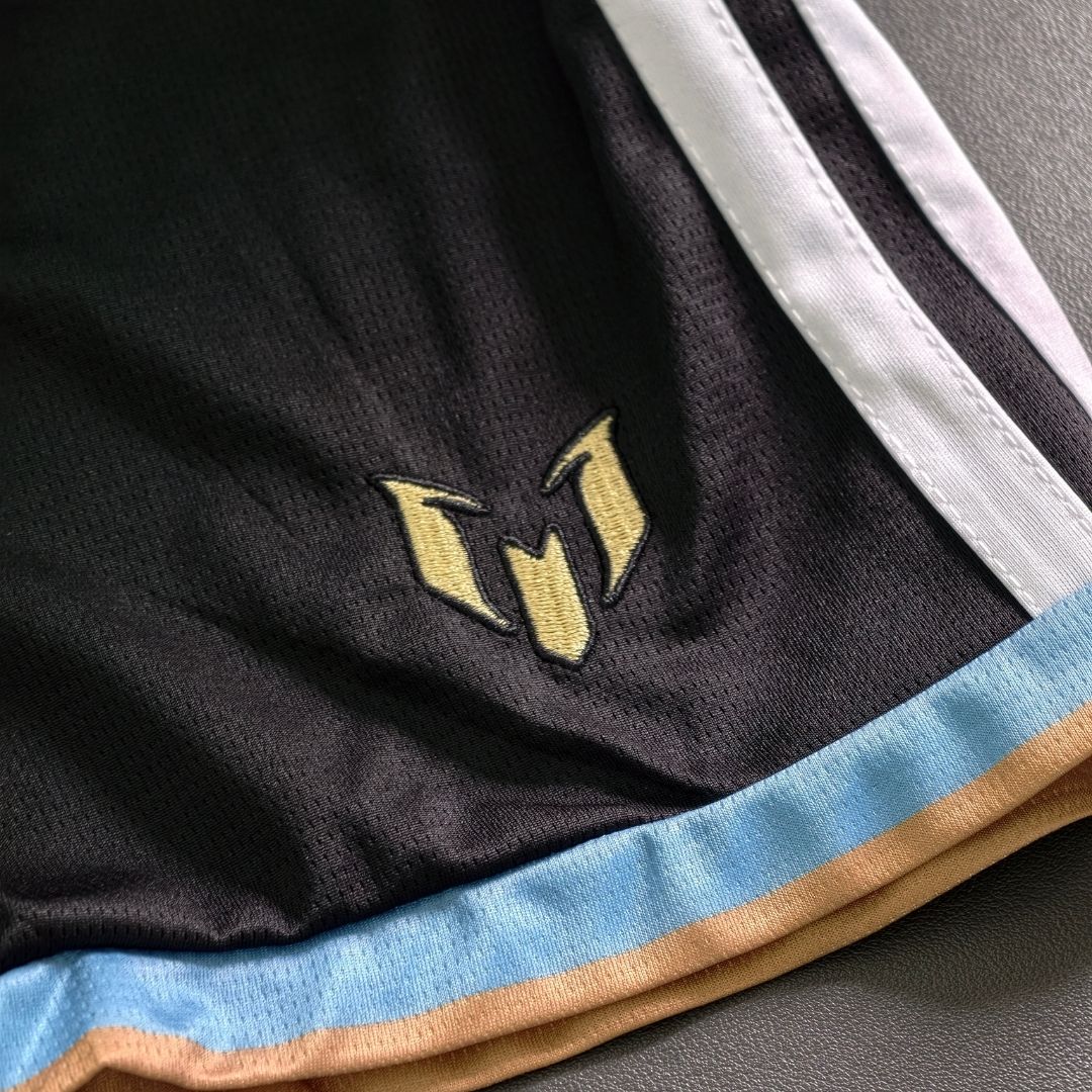Kit de camiseta local de Argentina para niños (Camiseta y pantalones cortos 2026)