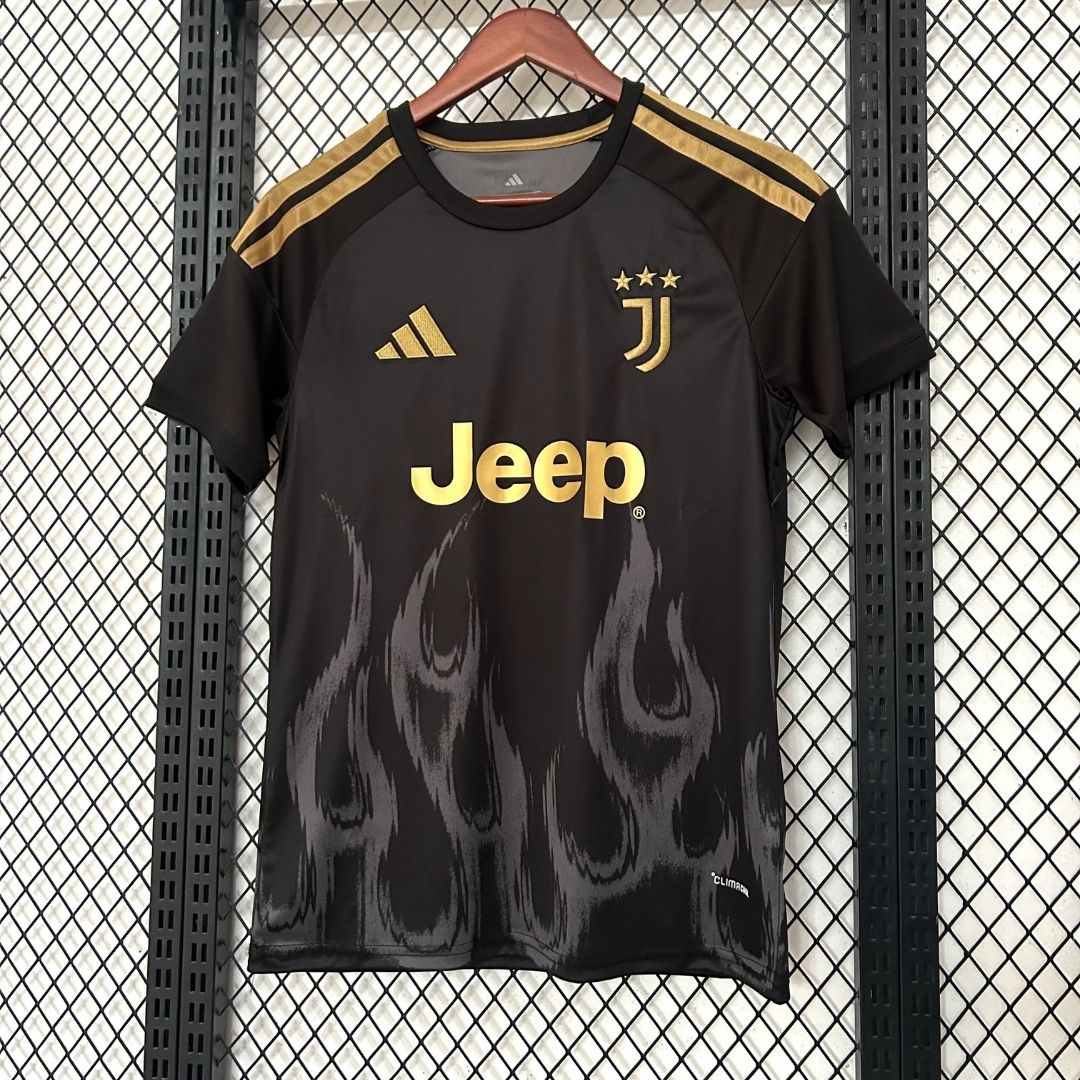 Camiseta de fútbol de visitante rosa del Turín 2026/27