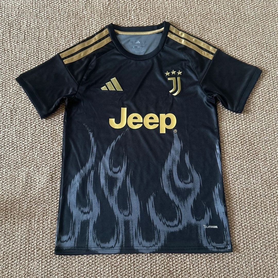 Camiseta de fútbol de visitante rosa del Turín 2026/27
