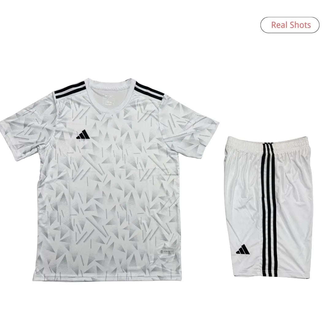 Equipación de fútbol personalizada en blanco para niño - Camiseta + Pantalón corto R025