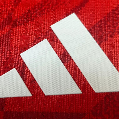 Maillot domicile de Liverpool, version joueur, saison 2025/26