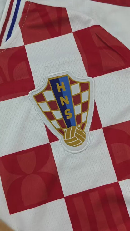 Maillot domicile de l'équipe de football Vatreni pour la Coupe du Monde 2026