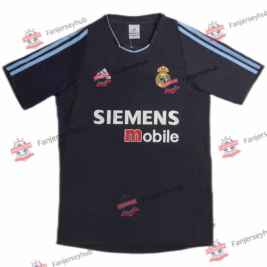 Maillot de football rétro extérieur des Merengues 2003/04