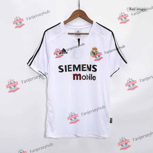 Camiseta de fútbol retro de local del Real Madrid 2003/04