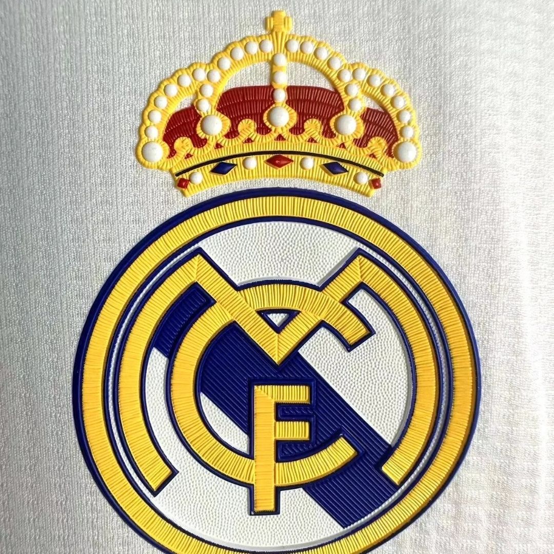 Los Blancos 2015/16 Retro Home Soccer Jersey